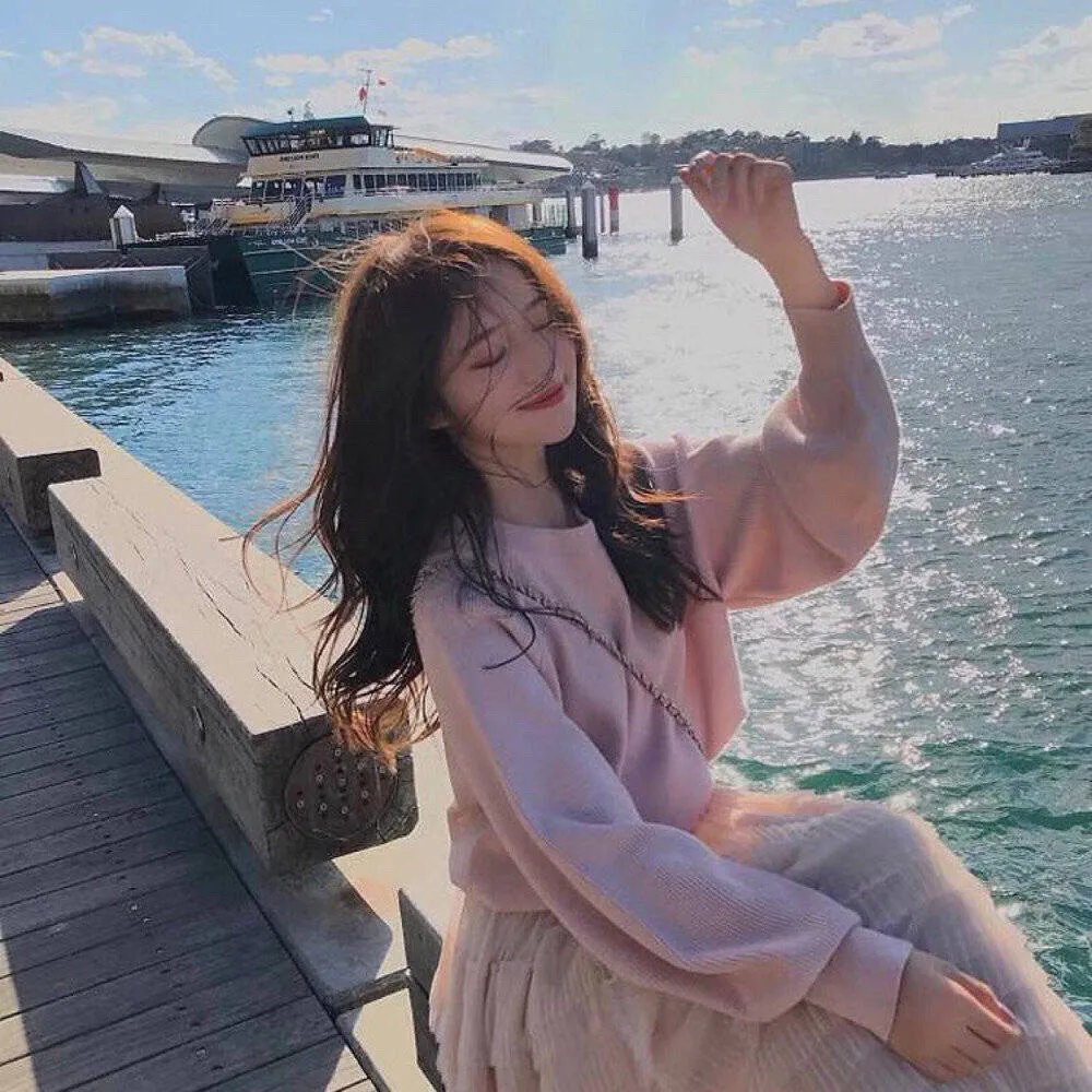 血色海湾背后